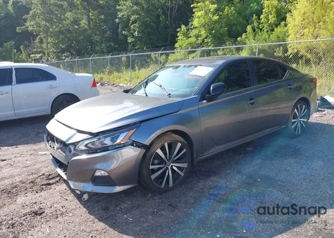 2021 Nissan Altima Sr z USA, uszkodzony, nr VIN 1N4BL4CV0MN369762